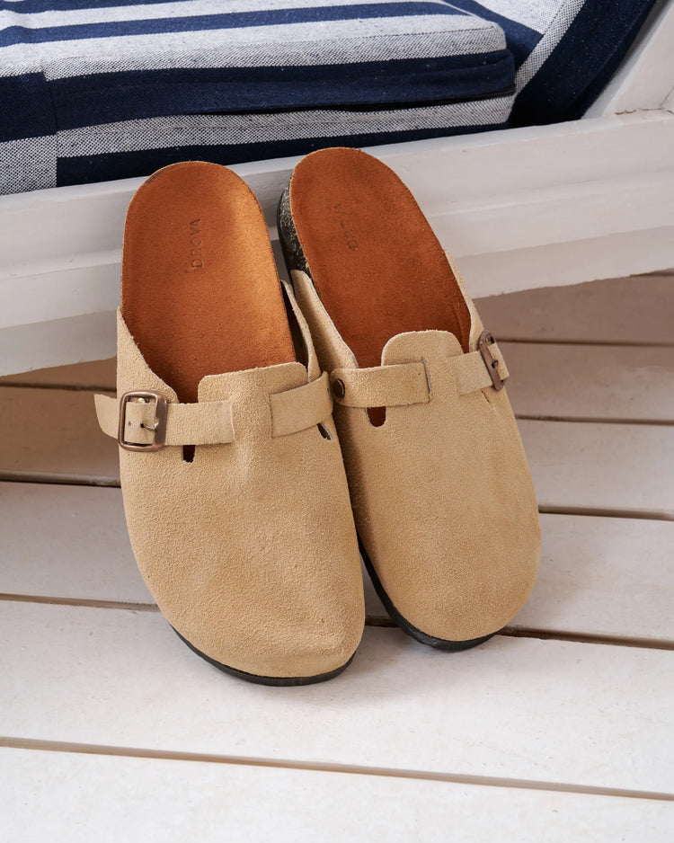 DROVA CLOGS